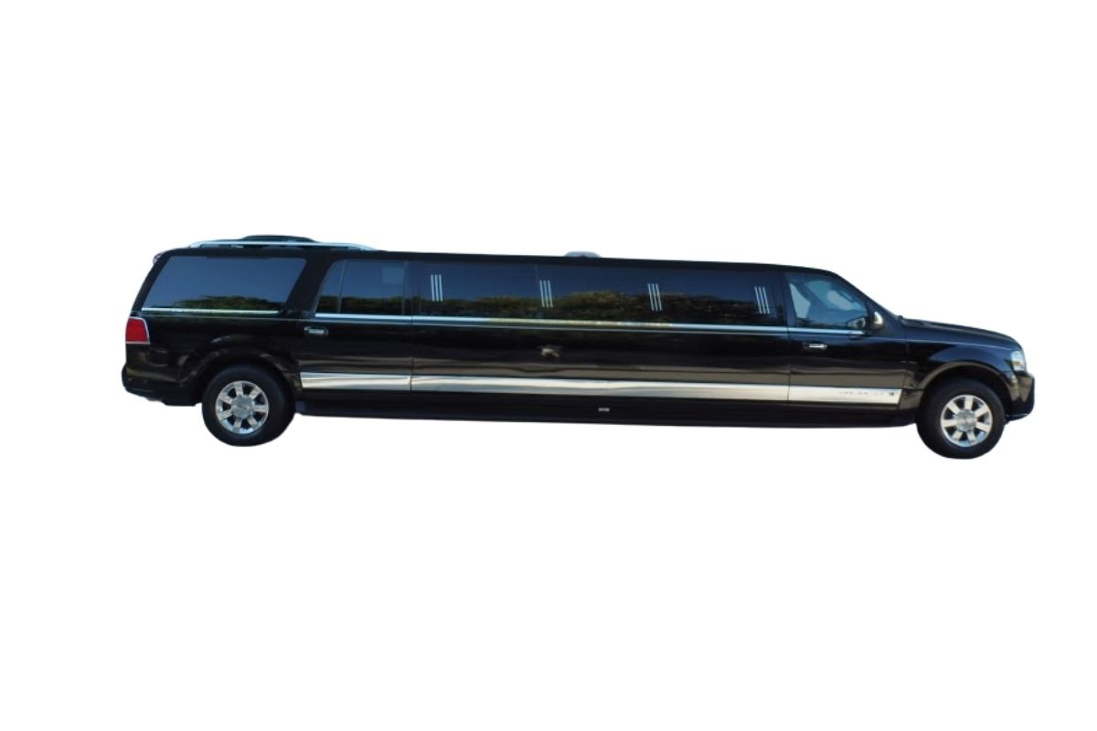 Black Lincoln Navigator SUV Limo, Kavanagh Limousine, Vancouver, Langley, BC Black Lincoln Navigator SUV Limo, Kavanagh Limousine, Vancouver, Langley, BC