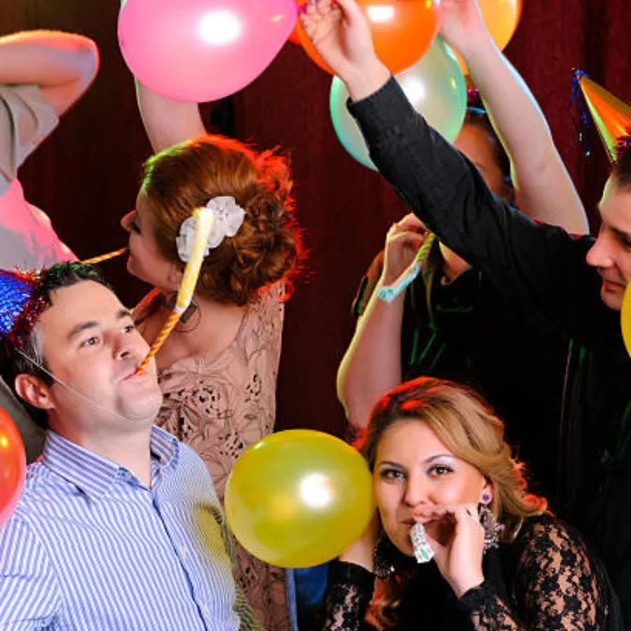 Birthday Party Limo Service Birthday Party Limo Service